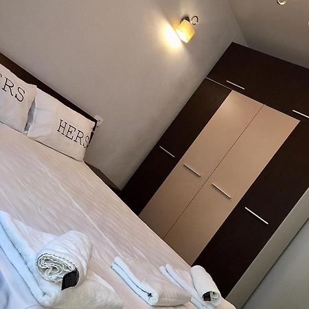 Modern Apartament Central Old Town ブラショフ エクステリア 写真