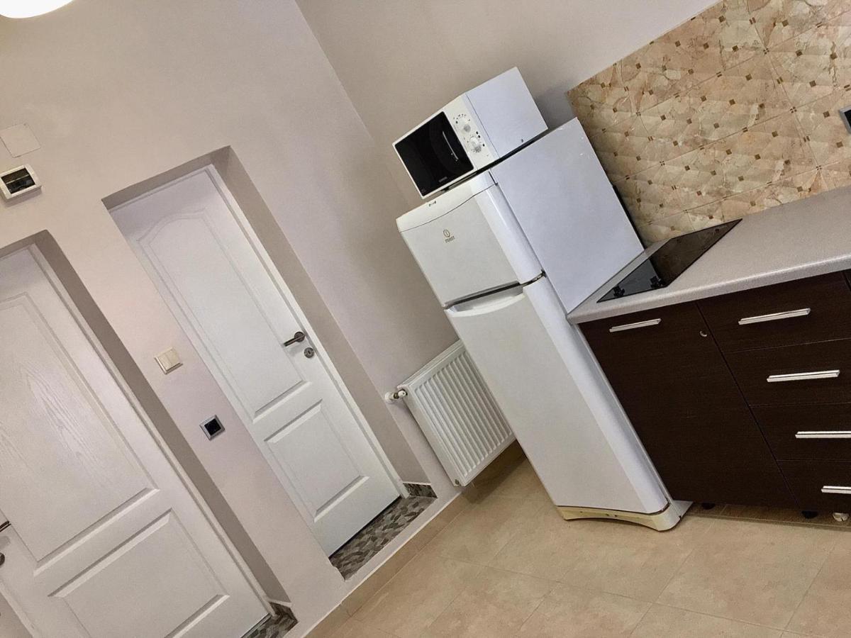 Modern Apartament Central Old Town ブラショフ エクステリア 写真
