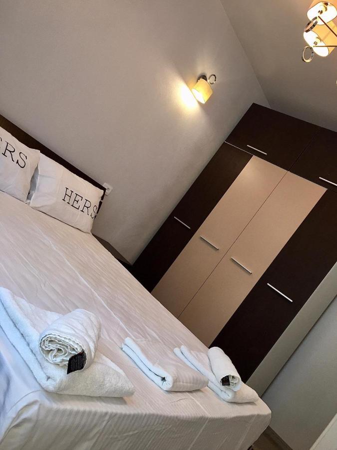 Modern Apartament Central Old Town ブラショフ エクステリア 写真